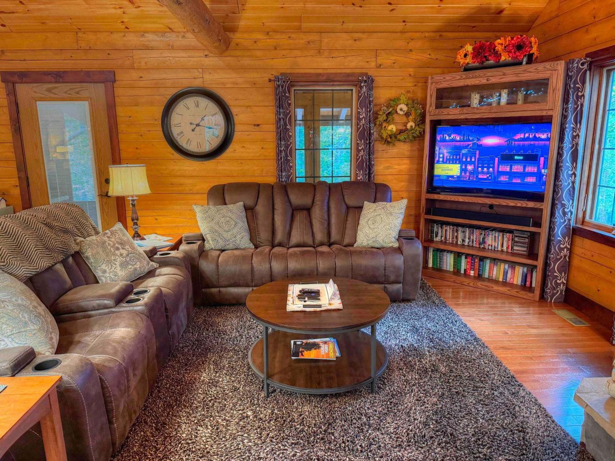 Ferngully Creek Cabins Millersburg Zewnętrze zdjęcie