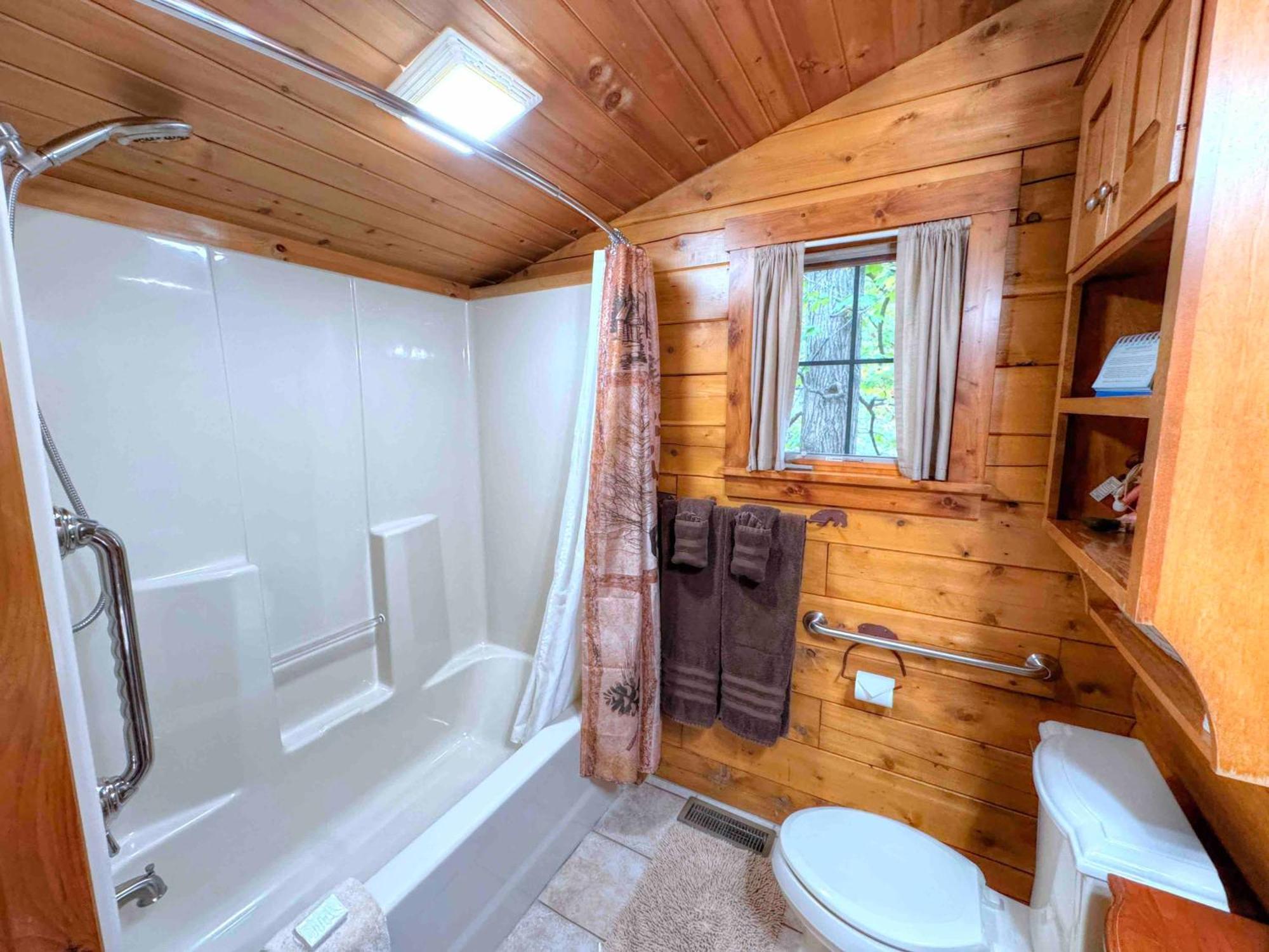 Ferngully Creek Cabins Millersburg Zewnętrze zdjęcie